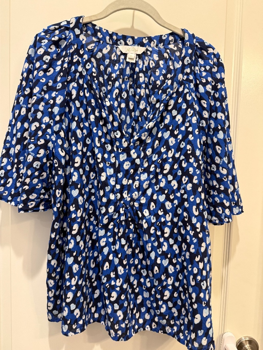 EUC Lilly Pulitzer Top in Starlight Navy You're An Animal, XL